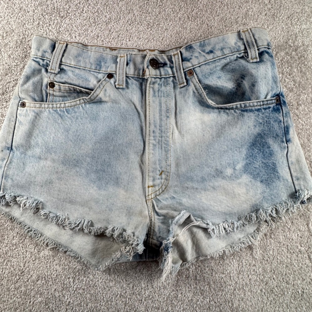 Vintage Levis Orange Tab High Waisted Light Wash Denim Cut Off Shorts 30 Waist